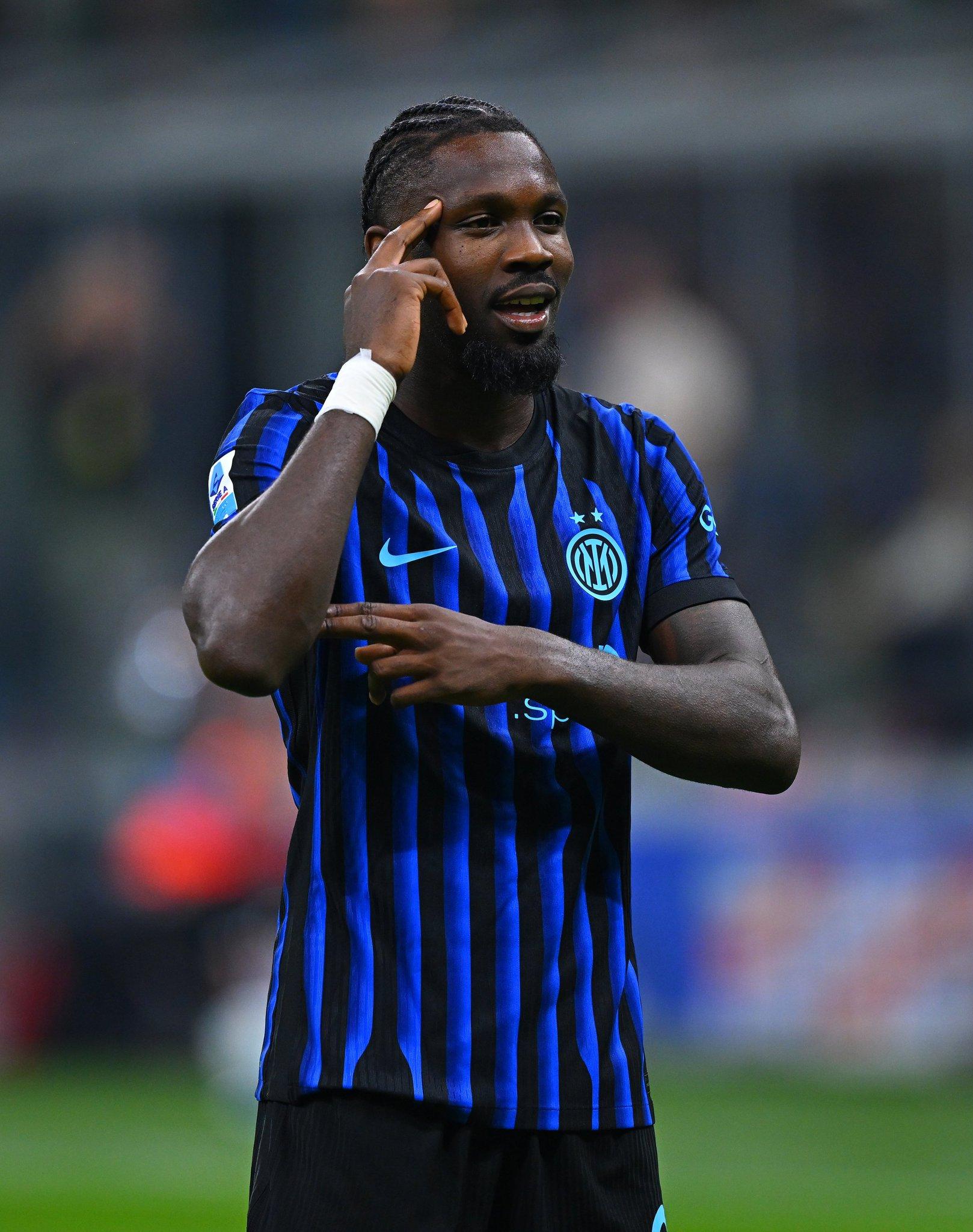 九游体育-重磅！今晨国际米兰备战德国杯库里连续十二场比赛得分超过赛事规则更新，风云突变里尔今晨临场应变的简单介绍